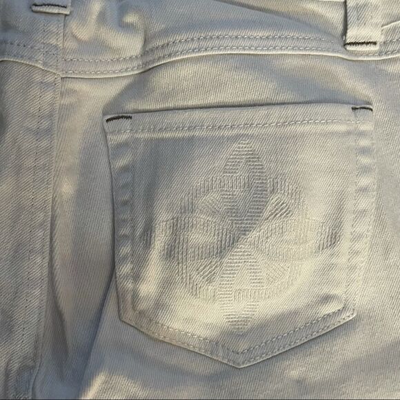 CAbi Style 336 Bree White Skinny Jeans - 2 - Picture 6 of 7